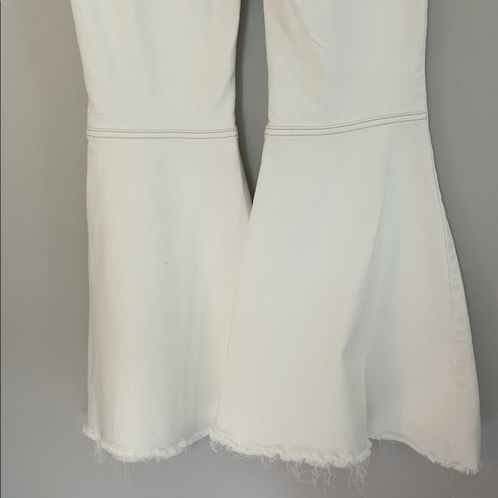 We The Free Bell Bottom Super Flare Jeans - Picture 8 of 14